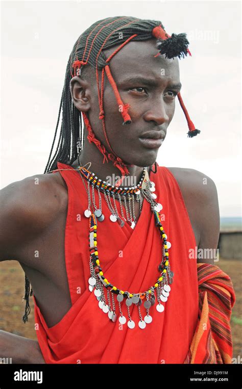 Maasai tribe hi-res stock photography and images - Alamy