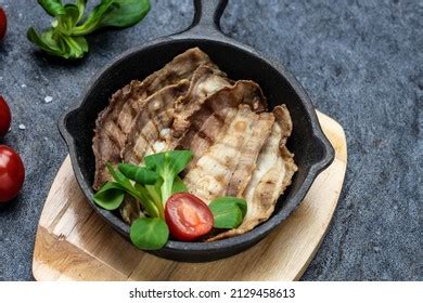 2,634 Sizzling bacon Images, Stock Photos & Vectors | Shutterstock