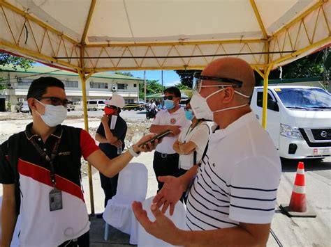 Bacolod City Vice Mayor El Cid Familiaran with Mayor Evelio Leonardia, Dr. Julius Drilon and ...