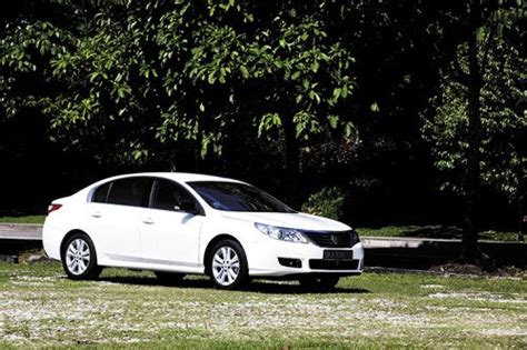 Renault Latitude review | Torque