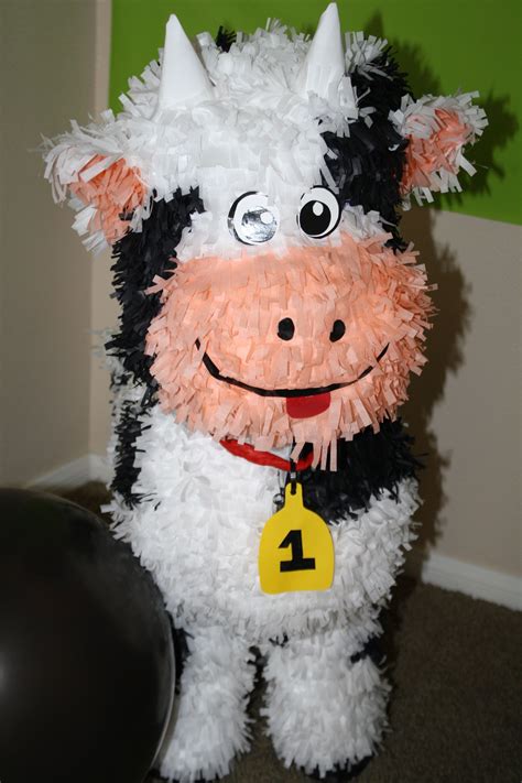 farm party pinata Farm Animal Party, Farm Party, Farm Birthday, Bday, Birthday Party, Pinata ...