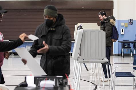 How to vote in Chicago’s April 4 mayoral runoff | WBEZ Chicago