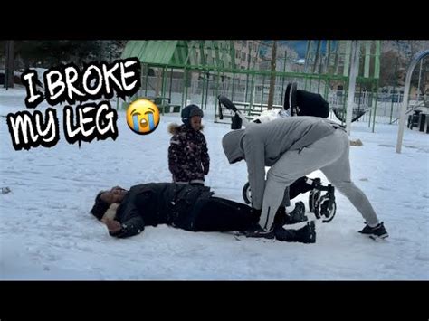 I BROKE MY LEG! - YouTube