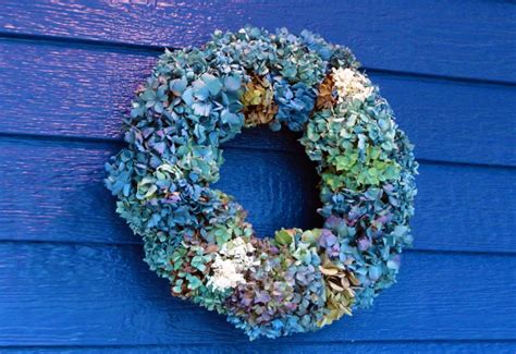 WSHG.NET BLOG | How to Make Your Own Hydrangea Wreath | At Home ...