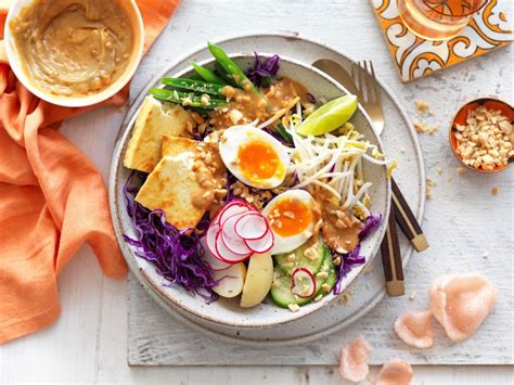 Indonesian Gado Gado Salad Recipe - Australian Eggs