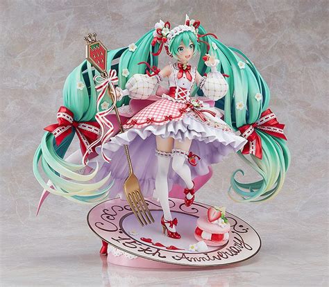 Vocaloid Hatsune Miku Strawberry Motif (15th Anniversary) 1/7 Scale Fi– USA Gundam Store