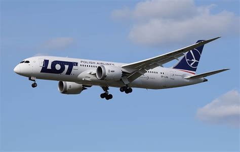 LOT Polish Airlines Fleet Boeing 787-8 Dreamliner Details and Pictures