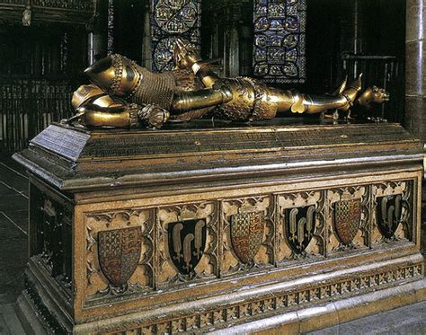 Merakli — The gilt-bronze tomb effigy of King Richard II in...