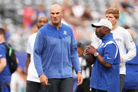 Report: Giants’ Mike Kafka requested for Titans HC interview - Yahoo Sports