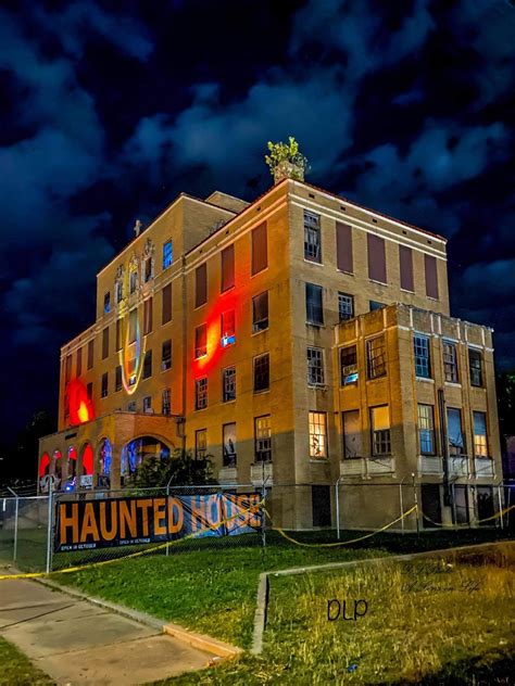 The Old Nazareth Hospital in Mineral Wells, Texas – Vanishing Texas