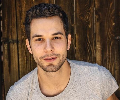 Skylar Astin - Net Worth , Salary, Age, Height, Weight, Bio, Family, Career