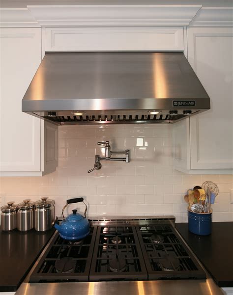 Kitchen Hoods | Design Line Kitchens in Sea Girt, NJ