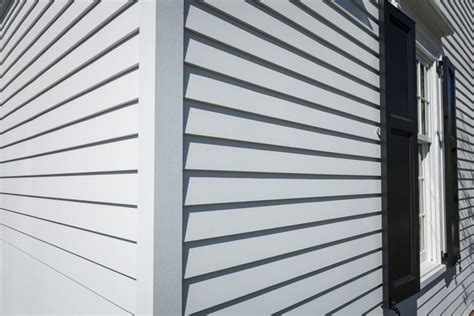 Two sizes of bevel siding | For Residential Pros