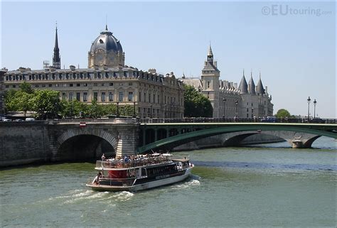 Photo Images of Vedettes De Paris Boat Trips - Image 7