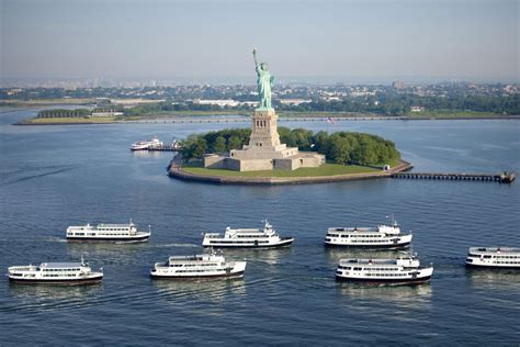 Statue Cruises | Manhattan | Tours