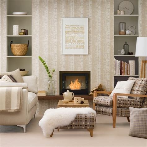 Neutral living room with patterned wallpaper | housetohome.co.uk