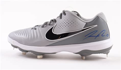 Ronald Acuna Jr. Signed Nike Baseball Cleat (Acuna Jr.) | Pristine Auction