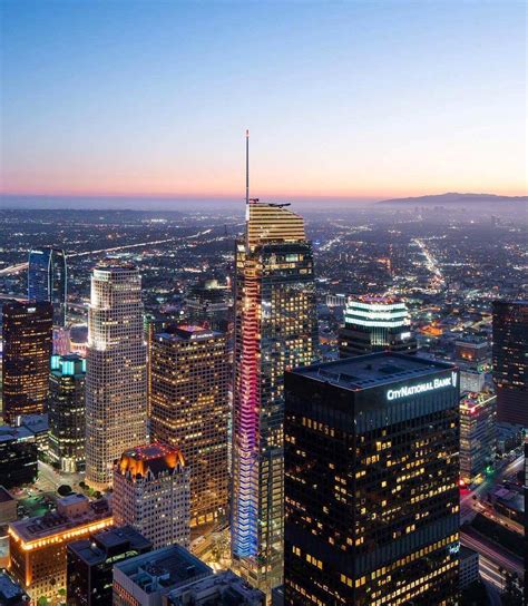 Los Angeles' New Tallest Skyscraper, the Wilshire Grand, Opens to the ...