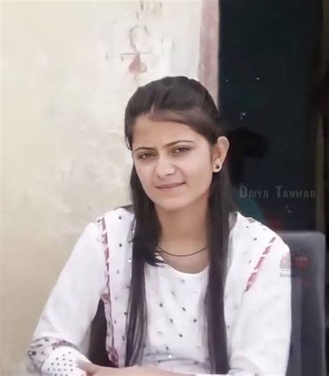 Divya Tanwar IPS Biography, Caste, Official Instagram, Marksheet, Cadre ...