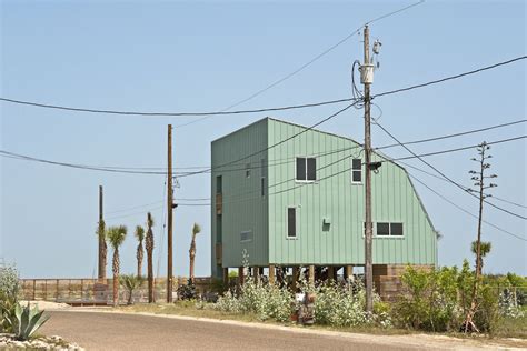 Hill Beach House - Port Aransas by Sprinkle & Co. Architects - Architizer