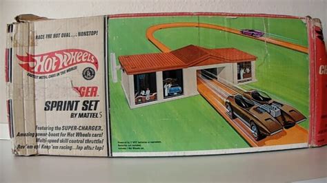 1968 HotWheels mattel Race Track set - YouTube