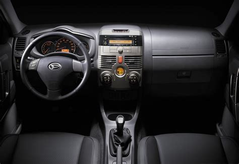 Daihatsu Terios 1.5 4WD Interior