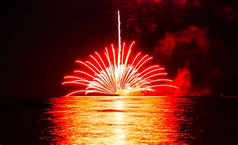 New Year's Eve in Hawaii | Hawaii holiday, Hawaii vacation rentals, Hawaii vacation