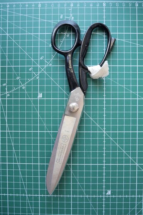 The Difference Between Scissors Vs Shears In Sewing - The Creative Curator