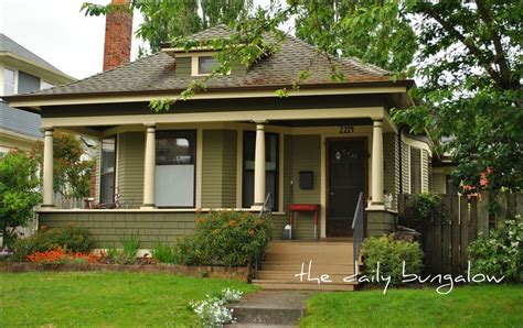 The Daily Bungalow | Craftsman bungalow exterior, Green house exterior ...