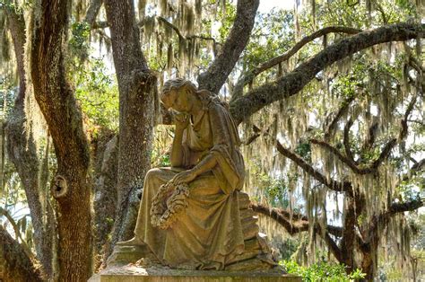 Bonaventure Cemetery statue Photograph by Linda Covino