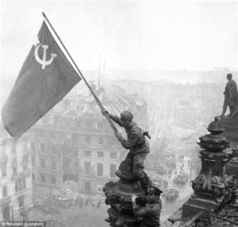 Last surviving Soviet WWII hero to storm the Reichstag dies aged 93 ...