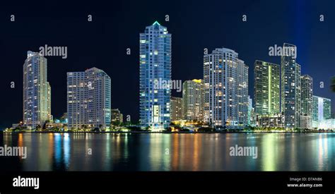 Night skyline in Miami Stock Photo - Alamy