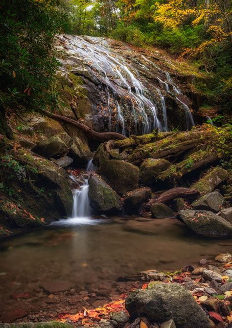 14 Prettiest Waterfalls Near Boone And Blowing Rock - Southern Trippers