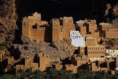 Hadramawt, Yemen Art & Architecture | Islamic architecture, Yemen, Architecture