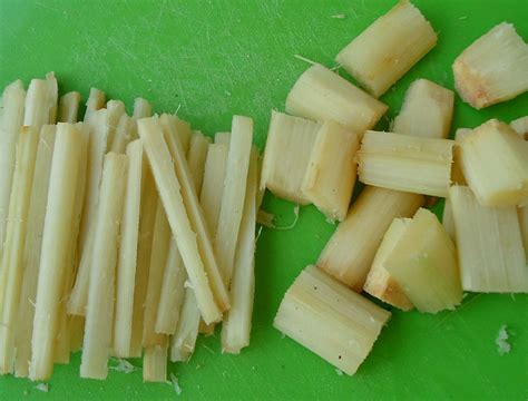 Sugarcane Facts, Health Benefits and Nutritional Value