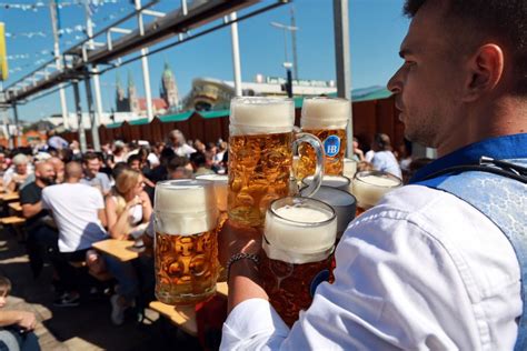 Oktoberfest 2023: Scenes From the Opening Weekend - The Atlantic