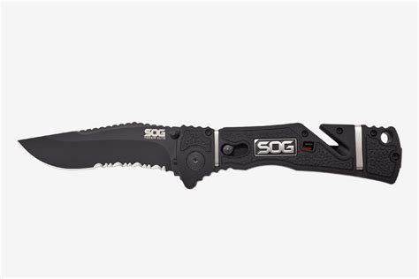 Formidable Folders: 15 Best Tactical Folding Knives | HiConsumption