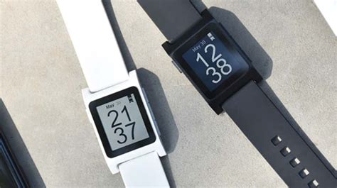 Vla a smartwatch with e-Ink screen and great autonomy