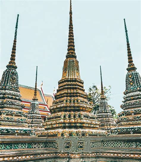 Wat Pho: The Temple of Reclining Buddha | EXPLORING WITH CLAIRE