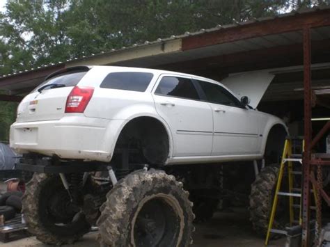 How to lift Dodge Magnum without bags? | Dodge magnum, Dodge, Lifted dodge