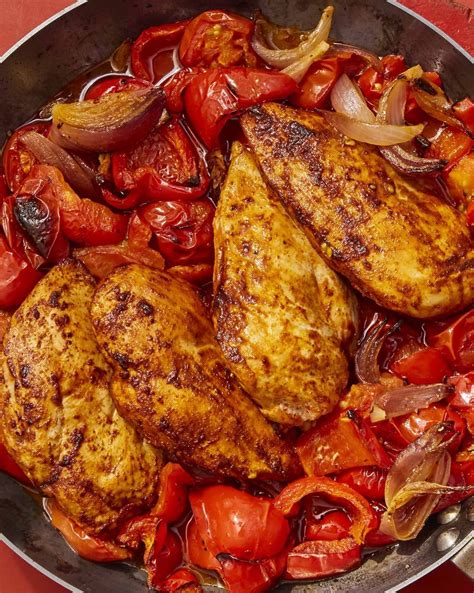 25-Minute Chicken with Stewed Peppers and Tomatoes | Recipe | Stuffed peppers, Tomato recipes ...