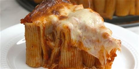 Arrange rigatoni in a springform pan to make an impressive pasta pie | Pasta pie, Springform pan ...