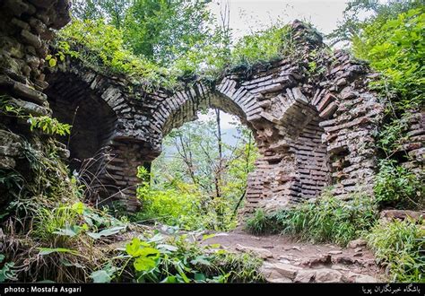 Iran’s Beauties In Photos: Enchanting Rudkhan Castle