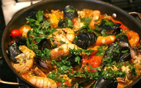 brudet cuisine dalmatia croatia Croatian Cuisine, Croatian Recipes, Hungarian Recipes, Seafood ...