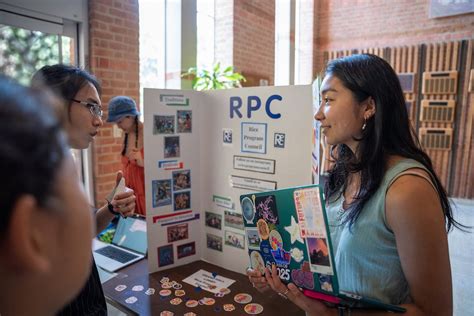 Student Activities Fair showcases on-campus clubs | Rice News | News ...