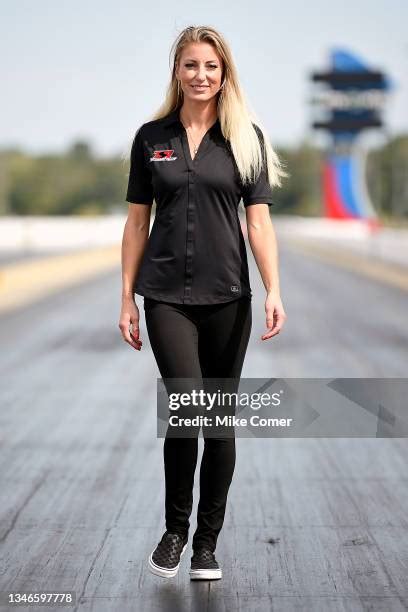 Leah Pruett Photos and Premium High Res Pictures - Getty Images