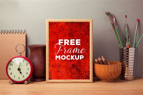 Download Free Photo Frame on Table Mockup