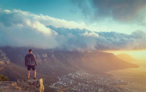 Lion's Head sunrise hike from Cape Town | OutdoorTrip