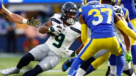 Kenneth Walker III injury update as Pete Carroll gives latest on ...