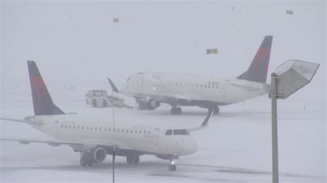 Winter storm leaves hundreds stranded at MSP | kare11.com